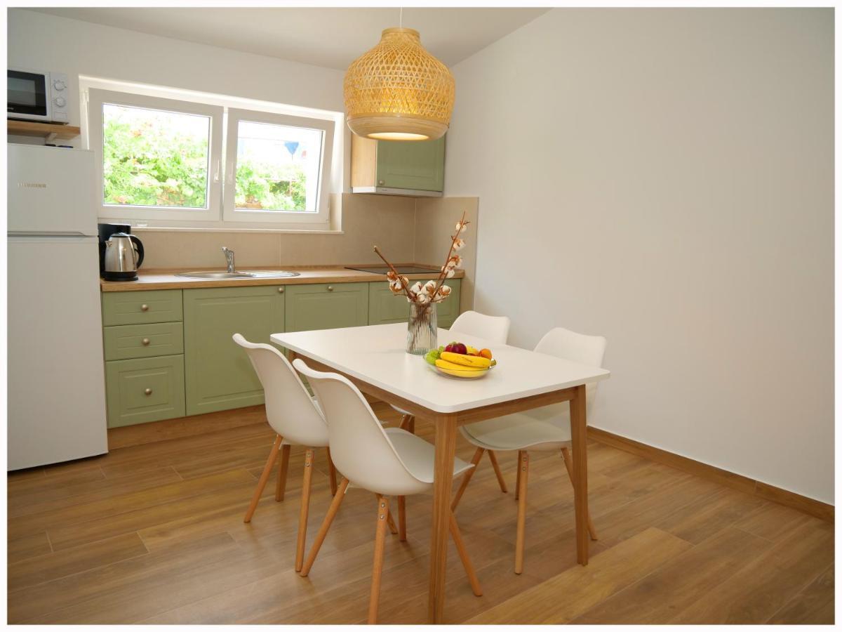 Apartmani Makelja Primosten Luaran gambar